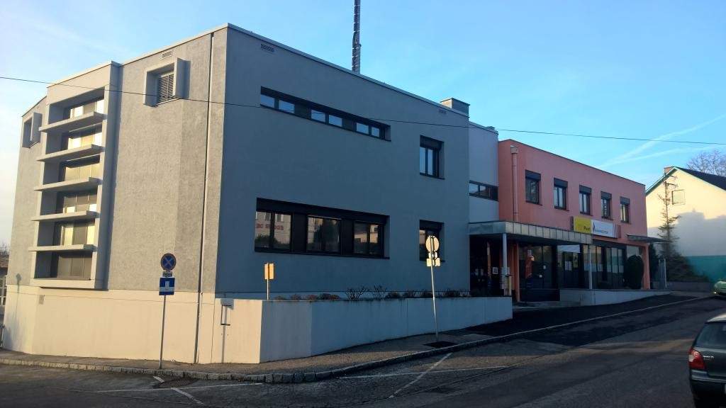 Neuwertige Wohnung im Postgebäude