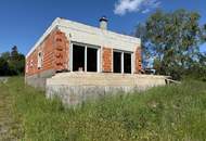 Rohbau-Bungalow im Grünen zum Fertigstellen nach Wunsch!