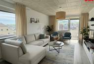 Charmantes, ruhiges Wohnen mit Balkon im grünen Herzen von Untergrünburg: helle Raumaufteilung, praktischer Abstellraum und privater Parkplatz vor der Haustüre!