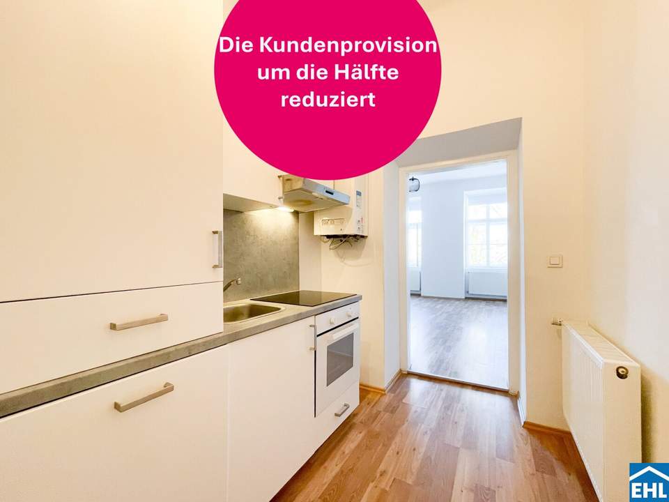 In U-Bahn-Nähe: Singlewohnung in wunderschönem Altbau