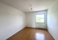 Dachgeschoßwohnung mit 200 m2 Garten