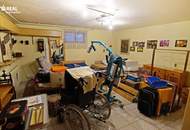 7321 Lackendorf: Ruhelage! Teilsaniertes und bezugsfertiges Einfamilienhaus mit Garage und großem Garten!