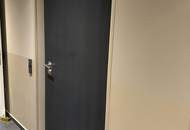 Exklusive Penthouse Wohnung/ Lift direkt in die Wohnung/ Außen Whirlpool/Provisionsfrei
