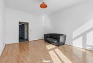 "Charmante Altbauwohnung mit Charakter in gepflegtem Stilhaus!"