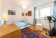 Zu Fuß ins LKH, 3-Zimmer-Wohnung mit Garten und TG-Abstellplatz!