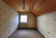 Entzückendes Haus, ebener Garten und viel Potential!