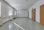 900m² Produktionshalle mit 360m² Büro und eingezäunten Freiflächen!