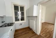 4-Zimmer Altbauwohnung im Herzen der Stadt!
