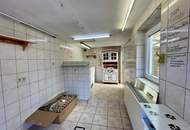 Tolles Haus in ruhiger Lage! Top Zustand mit Ausbaupotenzial (Dichte bis 0,6)! Sofort beziehbar!