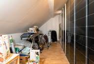 Paradies-Liebhaber aufgepasst! Detailreiches Ein oder Mehrfamilienhaus!