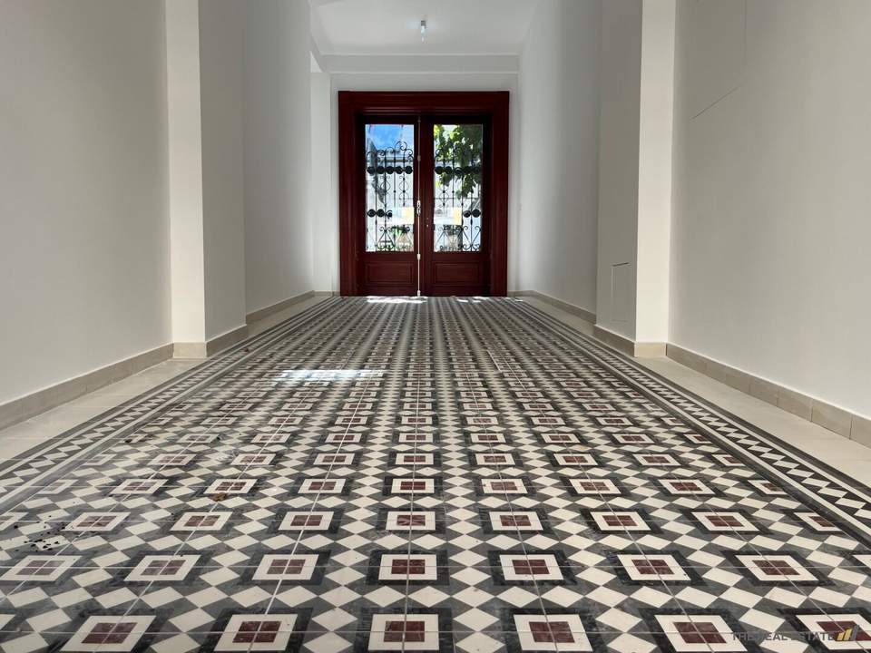 „PARK LIFE“ – Stilvoll wohnen im generalsanierten Altbau im 18. Bezirk