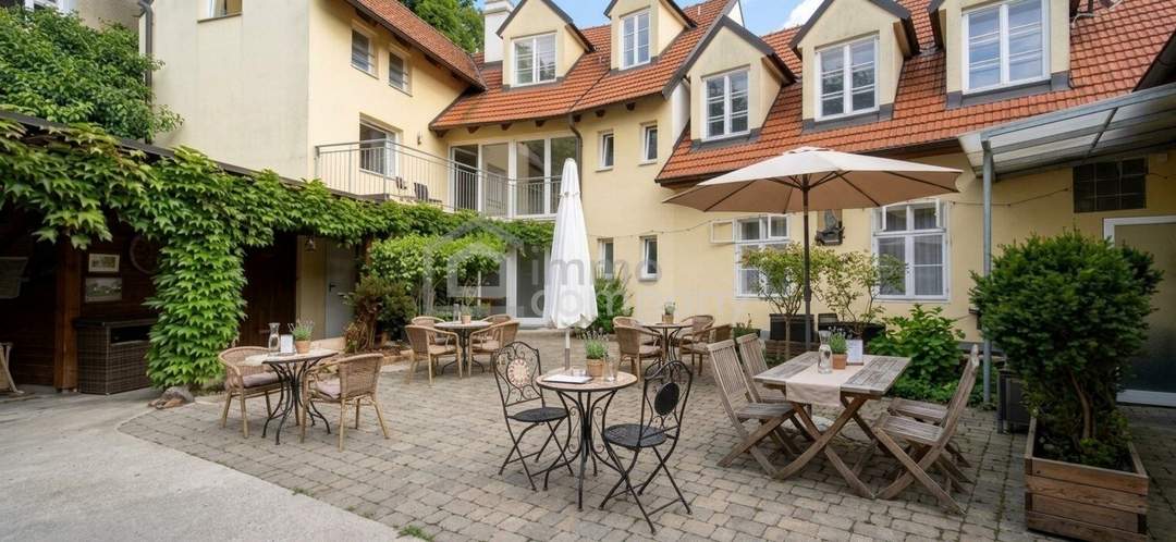 Gastronomie-Highlight mit Pension (12 Zimmern) im Wienerwald in 1230 Wien – 600m²!