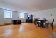 saniertes Landhaus aus 1729 mit Seegrundstücken