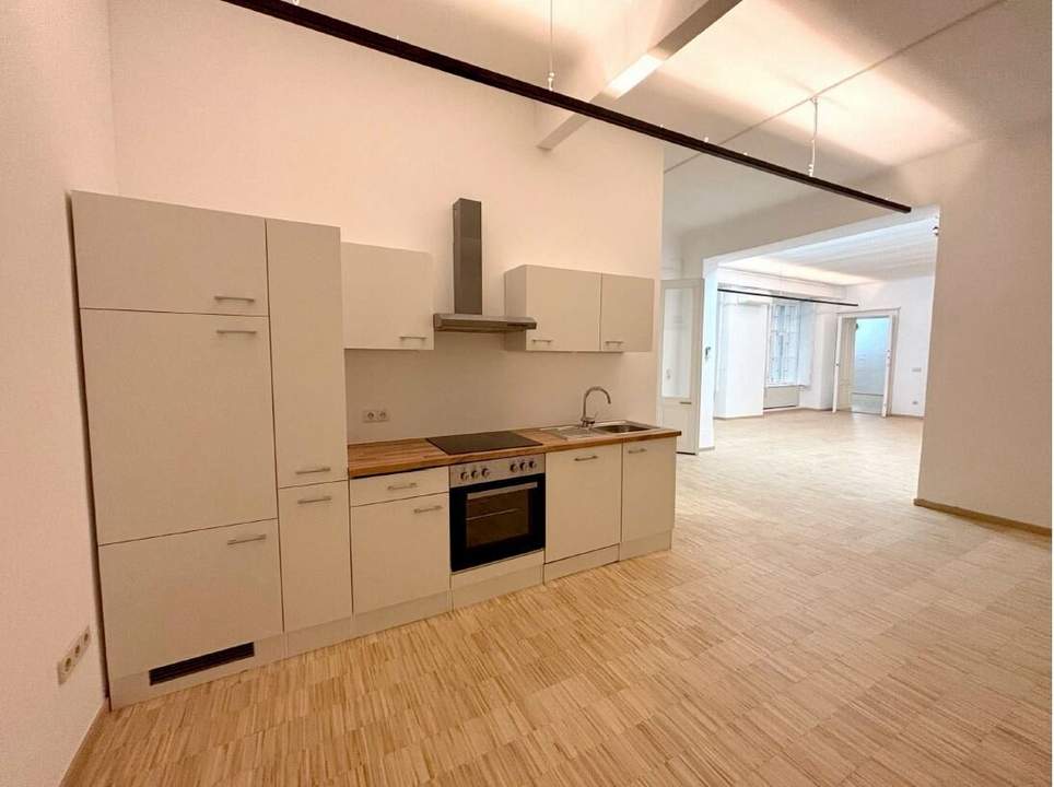 Provisionsfrei für den Mieter! Klimatisiertes Loftiges Büro 160qm Belle Etage , elegant neu saniert!