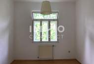 LANDHAUSVILLA mit Pool in Grünruhelage - 7 Zimmer