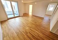 Durchdacht geplant, hochwertig umgesetzt! Happy to be here! Klimaaktiv Bronze / Kompakt / 3 Zimmer / Großer Süd-Balkon! TOP Neubauprojekt im Grünen + Perfekte Raumaufteilung + Luftwärmepumpe und Solaranlage + Garage!