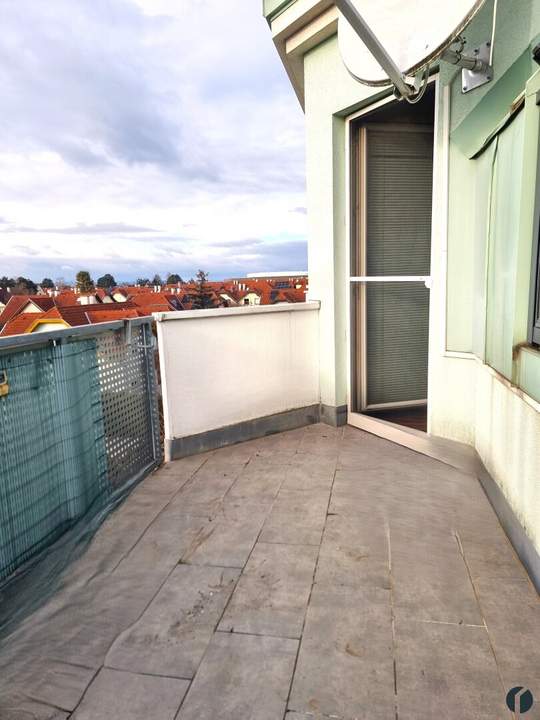 Ruhige Lage, mit Balkon und Garage