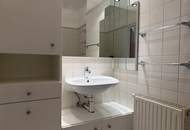 Helle 2-Zimmer-Wohnung mit Balkon im Zentrum