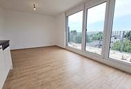 GRÜNBLICK, RUHELAGE, sonniges 46 m2 Dachgeschoß mit 20 m2 Terrasse, 2 Zimmer, Komplettküche, Wannenbad, Lavendelweg