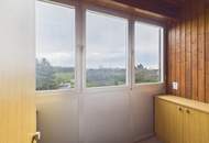 NEU FÜR SIE: Ruhige 2-Zimmer Wohnung mit Loggia, Blick ins Grüne und Gartenmitbenützung sucht neue Eigentümer!