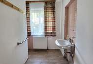 Großzügiges Wohnhaus mit Potential und vielseitigen Nutzungsmöglichkeiten