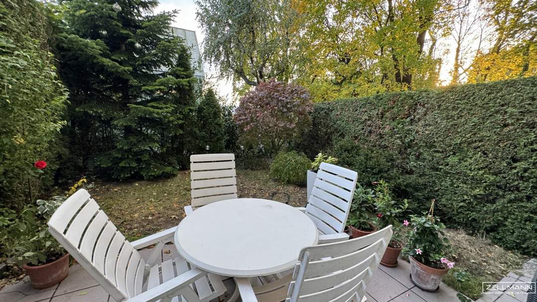 Wohnen im Grünen – großzügiges Reihenhaus mit sonnigem Garten in absoluter Ruhelage | ZELLMANN IMMOBILIEN