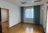 ca. 100 m² repräsentative Büroräumlichkeiten in Zentrumsnähe mit Parkplätzen zu vermieten