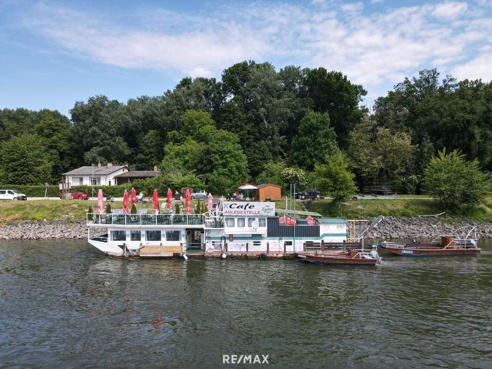EINZIGARTIGE GELEGENHEIT: Bootsrestaurant mit Schiffsrundfahrten und Fährbetrieb