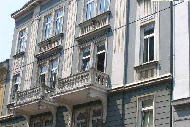 Großzügiges Altbau-Dachgeschoß-Büro in direkter Innestadtlage!, Gewerbeobjekt-miete, 1.838,58,€, 3100 Sankt Pölten(Stadt)