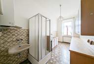 3-Zimmer Altbauwohnung mit Entwicklungspotenzial – sanierungsbedürftig