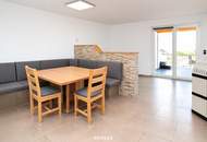 Traumhaftes Reihenhaus mit Pool, sonnigen Terrassen, Balkon und herrlichem Ausblick