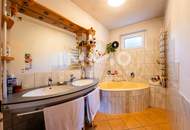 Tolles Familiendomizil mit viel Platz in grüner Lage mit Swimming-Pool, Sauna, Garten.