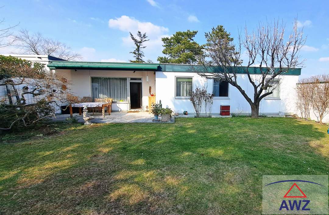 Einfamilien-/Reihenhaus in bester Lage zu verkaufen!