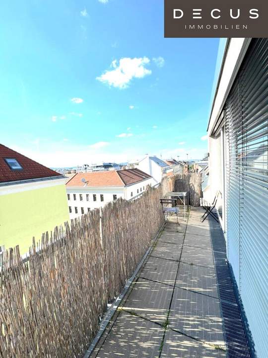 DRINGENDE NACHFOLGERSUCHE MIT 1.MAI | GROSSGARCONNIERE - WOHNZIMMER MIT KÜCHENBEREICH UND 2 ZIMMER | WEST-TERRASSE - 1. DG