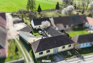 Bauernhaus uneinsehbarem Innenhof und Garten