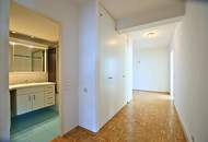 ATEMBERAUBENDE AUSSICHT INKLUSIVE! Großzügige Terrassenwohnung in exklusiver Lage!