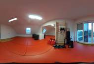 Gemütlicher Wohntraum mit viel Platz, großem Eigengrund und Dachterrasse