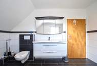 177 m² Wohn-Nutzfläche – 755 m² Grundstück – SOFORT VERFÜGBAR! Voll unterkellertes Einfamilienhaus mit traumhaftem Garten in sonniger Ruhelage!