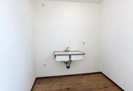 **** Teilsanierte 35,7-m² ruhige Stadtwohnung im 5.OG mit Loggia, Parkplatz und Keller – ideal für Singles, Graz-Pendler und Anleger ****