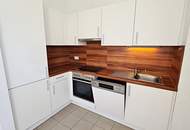 BERNHARDTSTALGASSE, unbefristete 96 m2 Altbau, Wohnküche, 3 Zimmer, Komplettküche, Wannenbad, gefördert, WG-geeignet