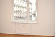 Sehr gepflegte, lichtdurchflutete 3-Zimmer Mietwohnung mit Blick auf die Baumkronen – Heizung, WW inklusive