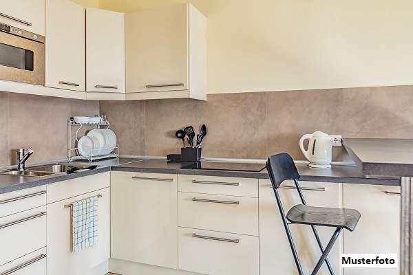 Attraktive 3-Zimmer-Wohnung mit Balkon &amp; Tiefgaragenstellplatz