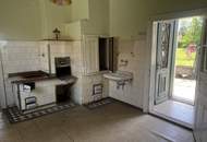 ehemaliges LANDHAUS in Burgau - ruhiger Dorfrandlage
