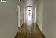 Büroflächen im Gewerbegebiet Strebersdorf. 1 gesamtes Stockwerk! 6 Parkplätze inkludiert!