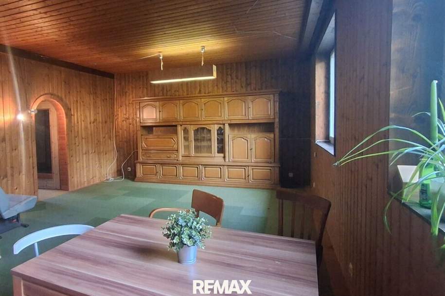 "U2 Aspernstrasse - Haus auf Eigengrund zum Renovieren!", Haus-kauf, 445.000,€, 1220 Wien 22., Donaustadt