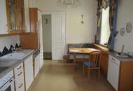 ALTBAU – AUSSERGEWÖHNLICHES EINFAMILIENHAUS AUF GROSSEM GRUNDSTÜCK
