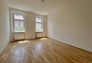 Schöne Altbauwohnung mit tollem Ausblick!