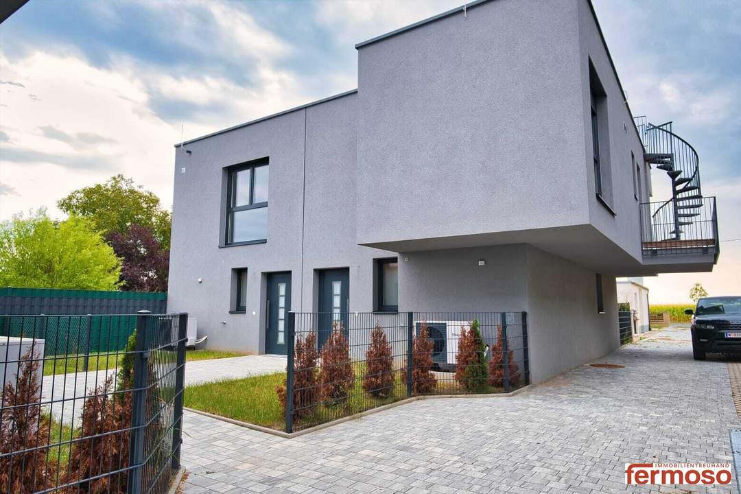 Exklusives Wohnen im Erstbezug - Moderne Doppelhaushälfte mit Garten &amp; Terrasse in Leopoldsdorf!