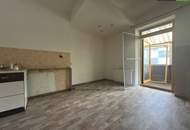 Sanierungsbedürftige Eigentumswohnung in St. Peter-Freienstein mit 4 Zimmern und Balkon
