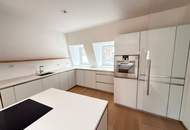 Exklusives Dachgeschoß-Juwel in der Bäckerstraße